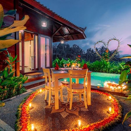 Kayangan Villa Ubud Tegallalang  Habitación foto